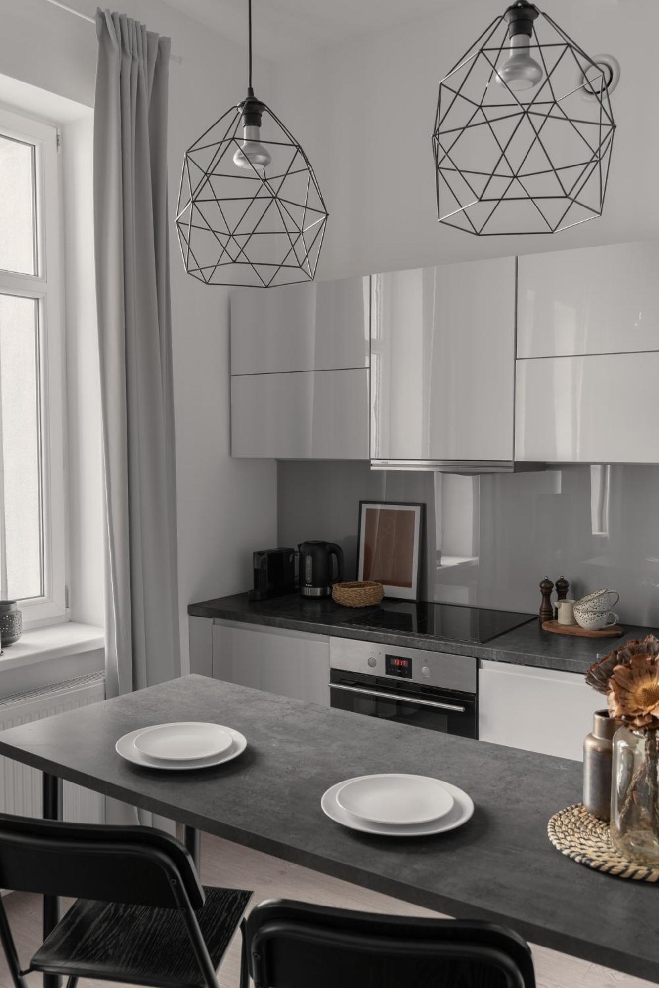 Harbor Apartments - Damrota Катовице Екстериор снимка